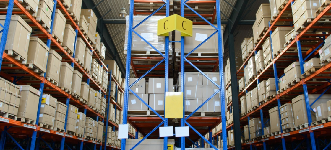 拉伸膜纏繞機(jī)有哪些優(yōu)點(diǎn)和缺點(diǎn)？(圖1)